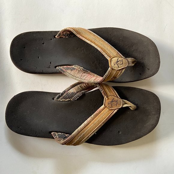 Original Penguin Men’s Sandals Sz: 9 - Picture 1 of 7